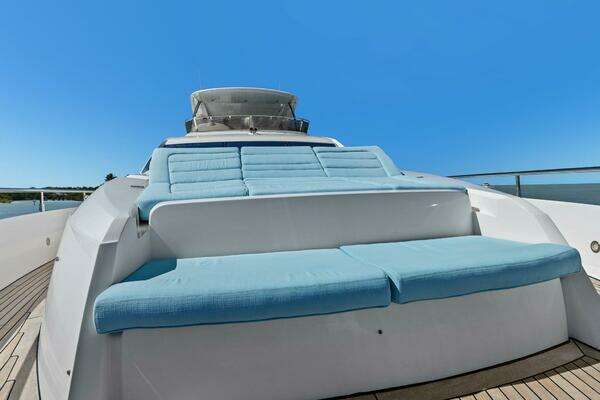Sunseeker 73 Manhattan Yacht For Sale