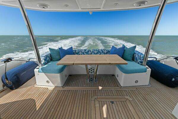 Sunseeker 73 Manhattan Yacht For Sale