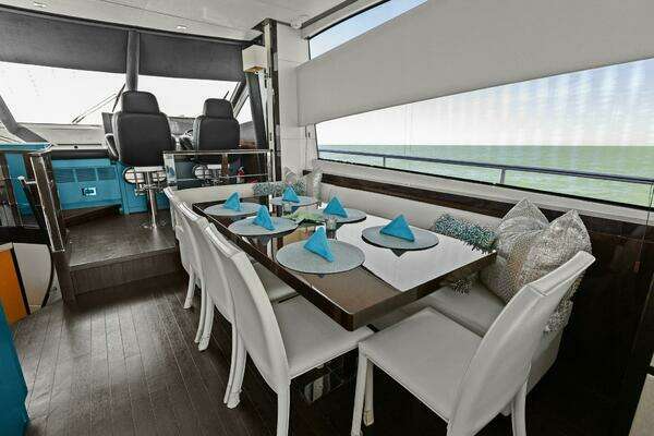 Sunseeker 73 Manhattan Yacht For Sale