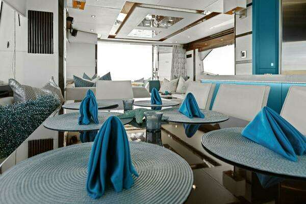 Sunseeker 73 Manhattan Yacht For Sale