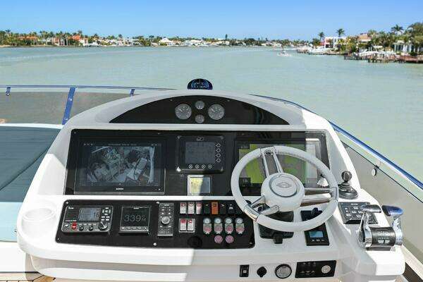 Sunseeker 73 Manhattan Yacht For Sale