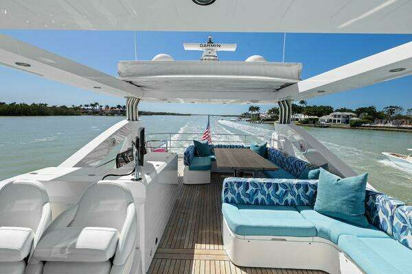 Sunseeker 73 Manhattan Yacht For Sale