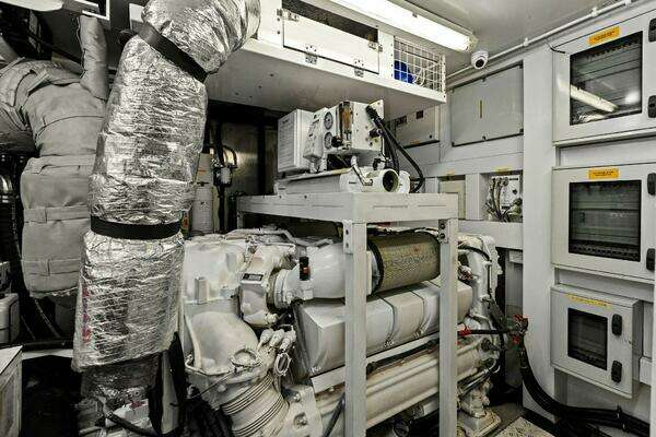 Sunseeker 73 Manhattan Yacht For Sale
