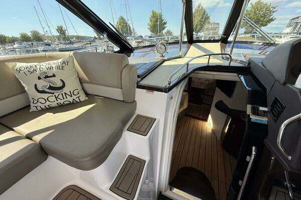 Regal 46 Sport Coupe Yacht For Sale