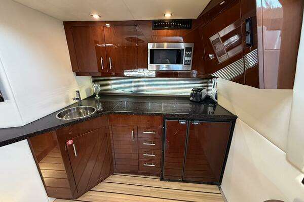 Regal 46 Sport Coupe Yacht For Sale