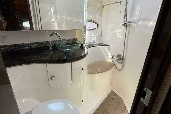 Regal 46 Sport Coupe Yacht For Sale