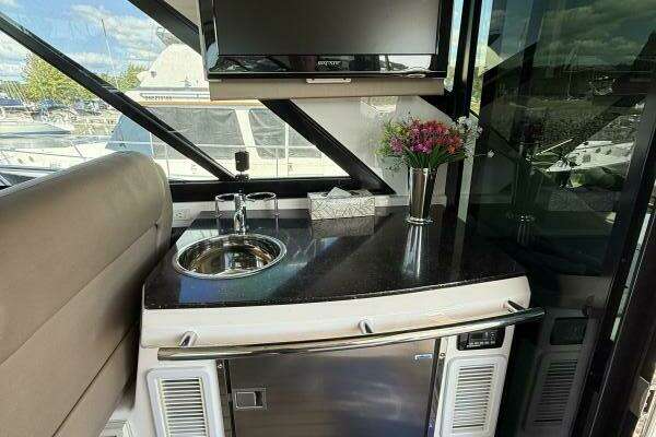 Regal 46 Sport Coupe Yacht For Sale