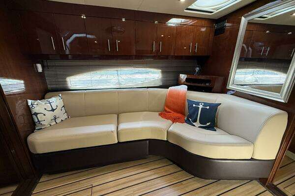 Regal 46 Sport Coupe Yacht For Sale