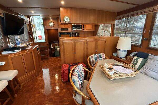 Ocean Alexander 546 Yacht For Sale