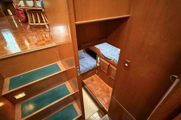 Ocean Alexander 546 Yacht For Sale