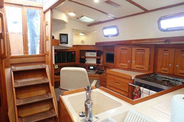 Tartan 4300 Yacht For Sale