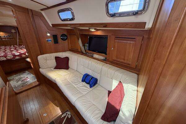 Tartan 4300 Yacht For Sale