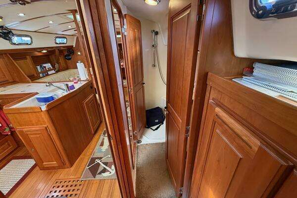 Tartan 4300 Yacht For Sale