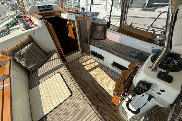 Tartan 4300 Yacht For Sale