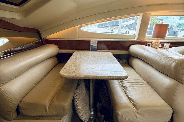 Sea Ray 480 Motor Yacht Yacht For Sale