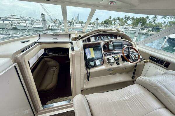 Sea Ray 480 Motor Yacht Yacht For Sale