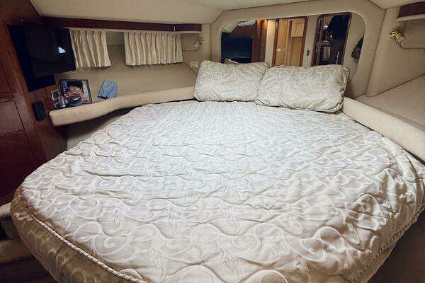 Sea Ray 480 Motor Yacht Yacht For Sale