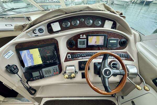 Sea Ray 480 Motor Yacht Yacht For Sale