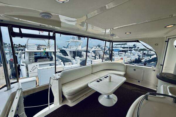 Sea Ray 480 Motor Yacht Yacht For Sale