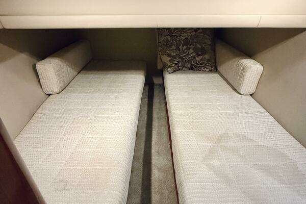 Sea Ray 480 Motor Yacht Yacht For Sale