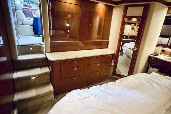 Sea Ray 480 Motor Yacht Yacht For Sale