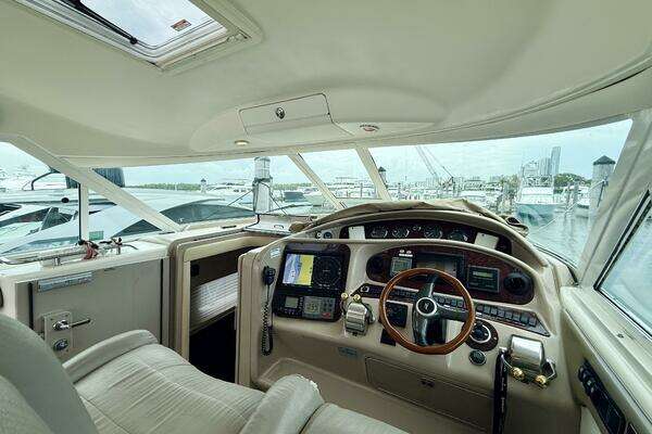 Sea Ray 480 Motor Yacht Yacht For Sale