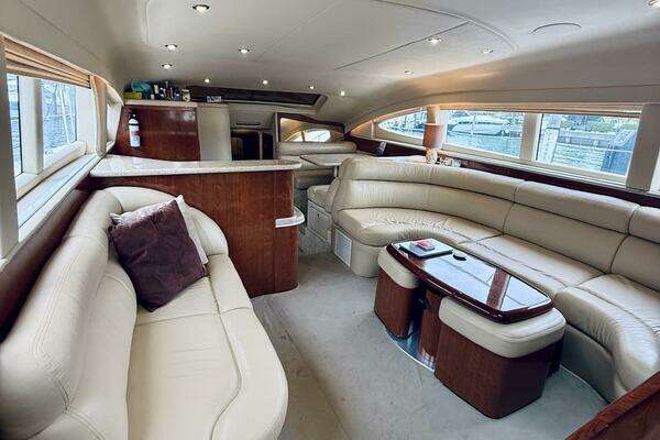 Sea Ray 480 Motor Yacht Yacht For Sale