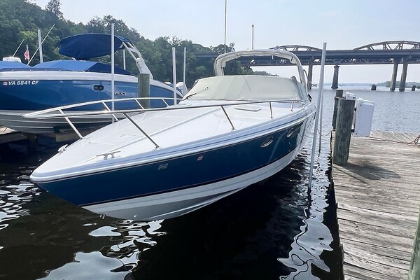 2005 Formula 330 Sun Sport