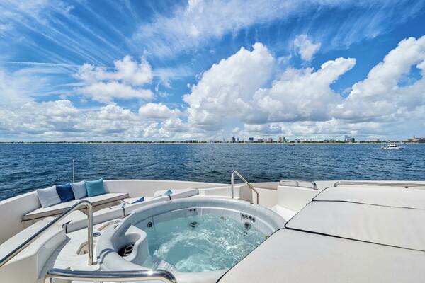 MISS MICHELLE 122ft Horizon Yacht For Sale