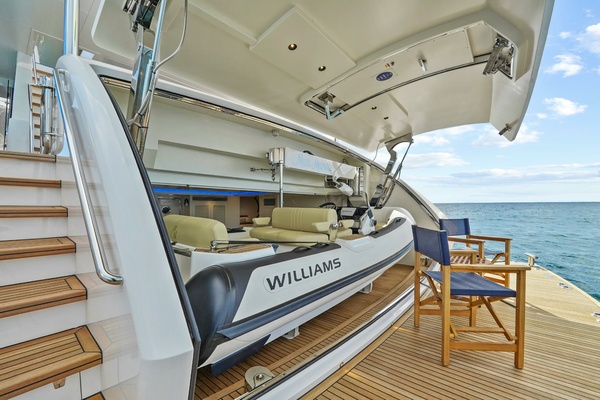 MISS MICHELLE 122ft Horizon Yacht For Sale