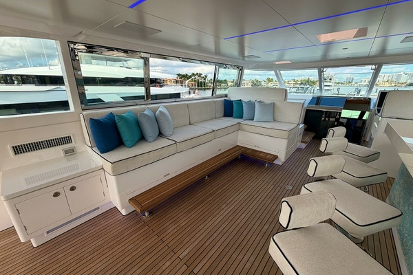 MISS MICHELLE 122ft Horizon Yacht For Sale