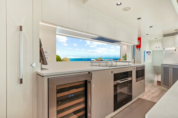 MISS MICHELLE 122ft Horizon Yacht For Sale