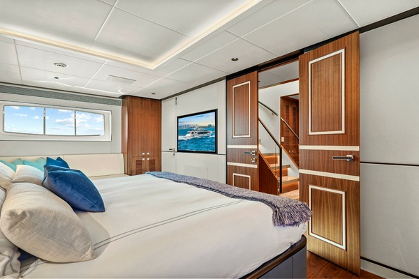 MISS MICHELLE 122ft Horizon Yacht For Sale