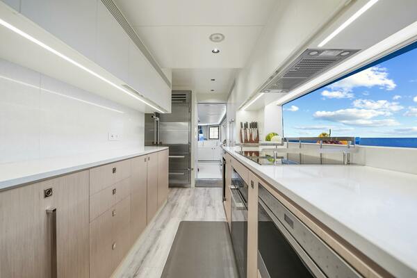 MISS MICHELLE 122ft Horizon Yacht For Sale