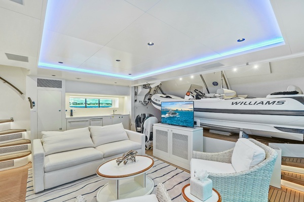 MISS MICHELLE 122ft Horizon Yacht For Sale