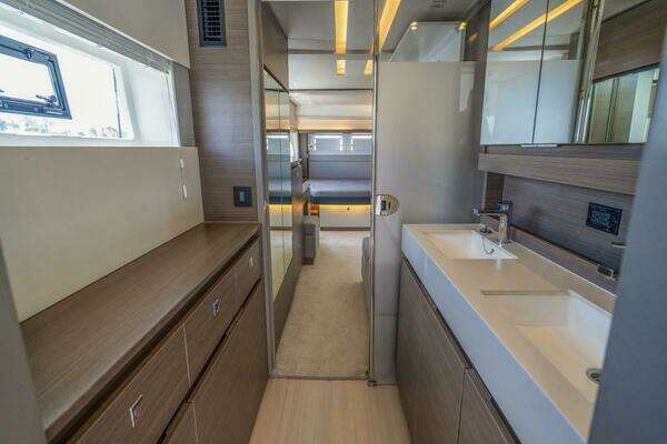 Robertson & Caine  Yacht For Sale
