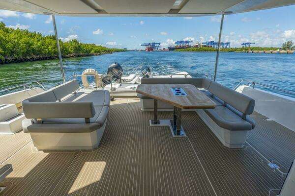 Robertson & Caine  Yacht For Sale