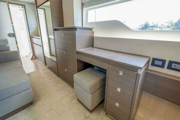 Robertson & Caine  Yacht For Sale