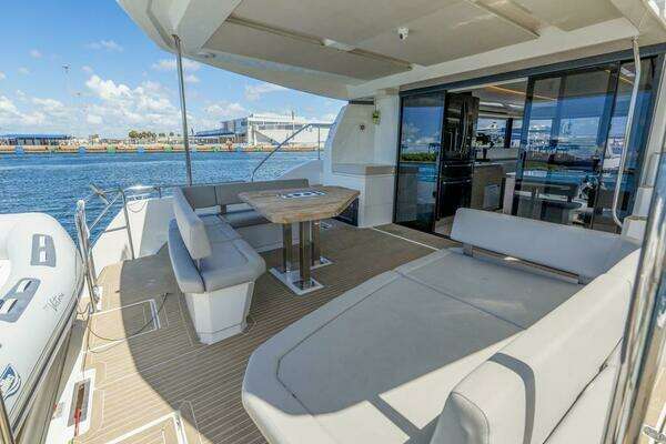 Robertson & Caine  Yacht For Sale
