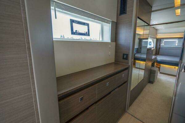 Robertson & Caine  Yacht For Sale