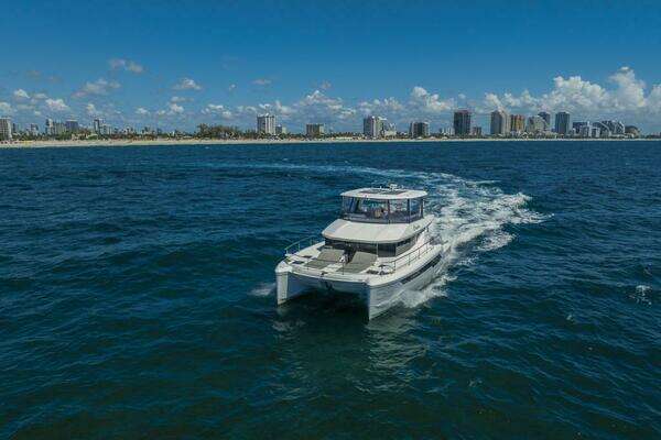 Robertson & Caine  Yacht For Sale