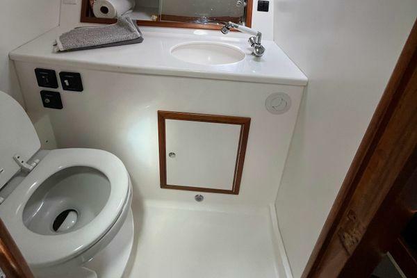 34ft True North Yacht For Sale