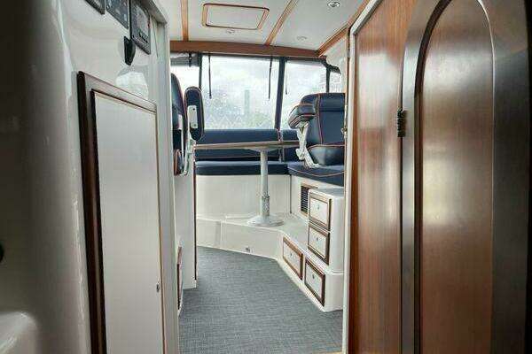 True North 34 Outboard Express Yacht For Sale