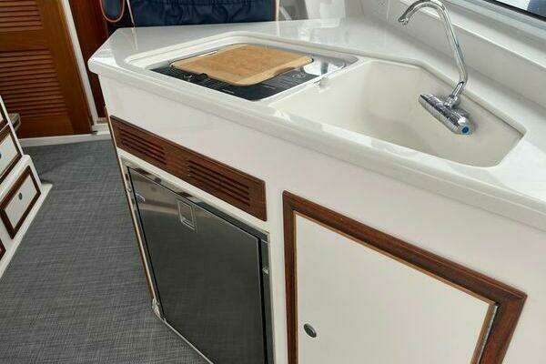 True North 34 Outboard Express Yacht For Sale