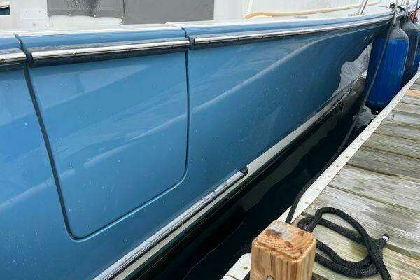 True North 34 Outboard Express Yacht For Sale