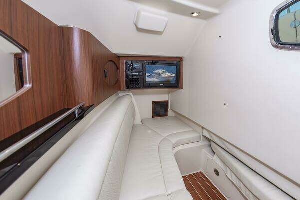 Grady-White Freedom 335 Yacht For Sale