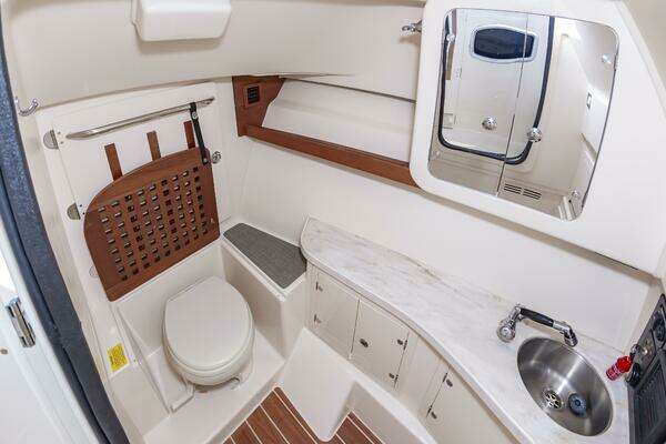 Grady-White Freedom 335 Yacht For Sale