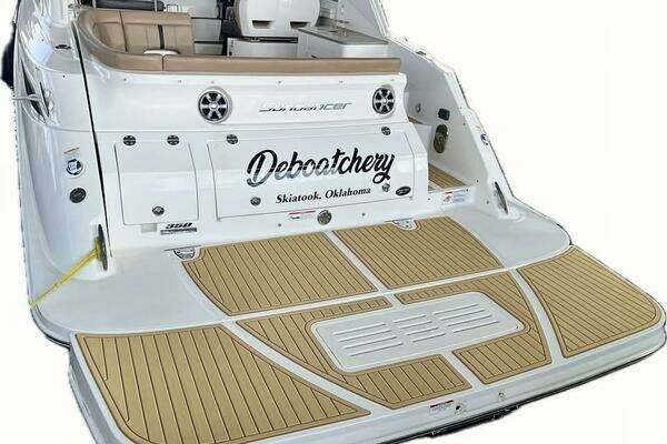 Sea Ray 350 Sundancer Yacht For Sale