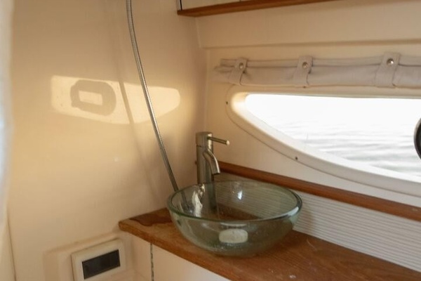 35ft Sea Ray Yacht For Sale