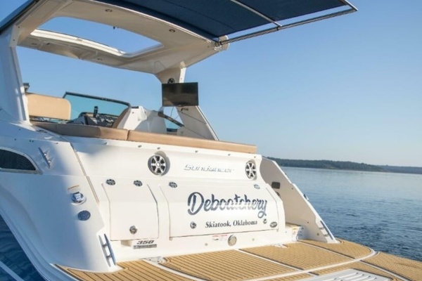 35ft Sea Ray Yacht For Sale